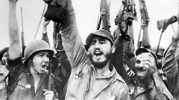 ACHTUNG-Das-Foto-ist-vom-Mai-1957-und-NICHT-vom-Januar-1959-Korrekter-Text-Fidel-Castro-und-seine-Kaempfer-demonstrieren-im-Mai-1957-in-der-Sierra...